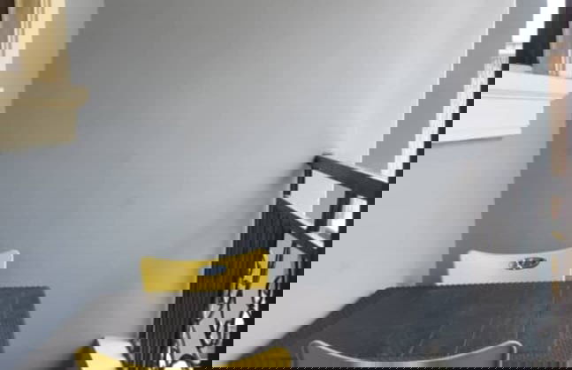 Captivating 1-bed Apartment in Awoyaya - Foto 8