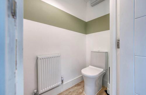 Primrose Court Private Parking near NEC - Photo 35