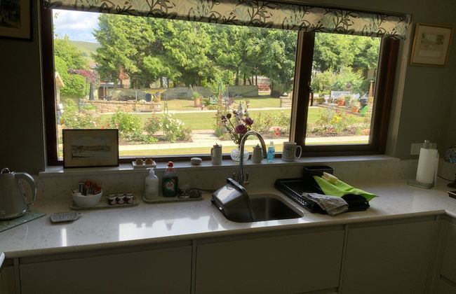 Remarkable 2-bed Cottage in Tranquil Setting - Foto 7