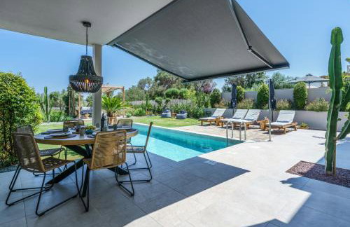 Modern Family Villa Leba with Private Pool & BBQ - Foto 11