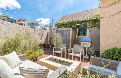 Chic Beach Bungalow 3 Blocks from the Sand - Foto 11