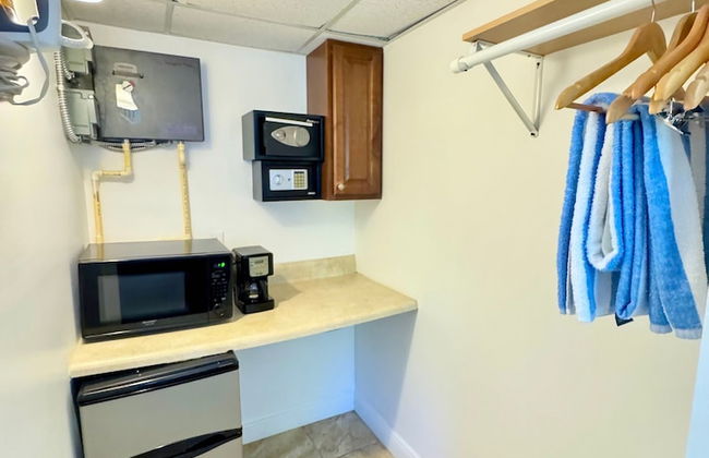 Islands Inn on the Drive - Vista Azul Suite - Queen Bed - A2 - Foto 9