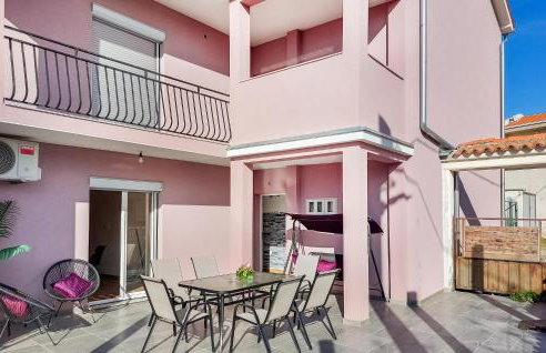 Amazing Home In Labin With Kitchen - Photo 1