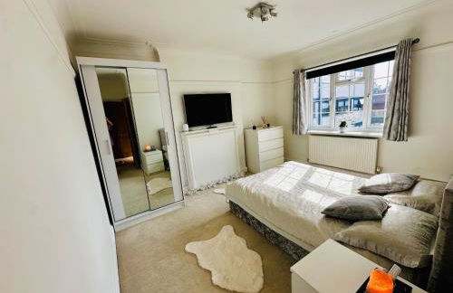 GerrardsCross - Stay4 - Parking - PetsOK - Wembley - Photo 43