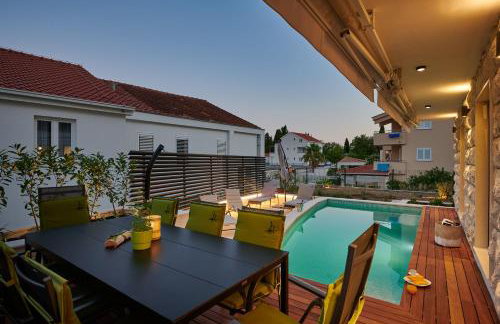 Villa Nika with private heated pool - Foto 41