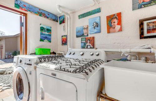 Artsy Studio with Patio 25 Mi to Santa Fe - Foto 17