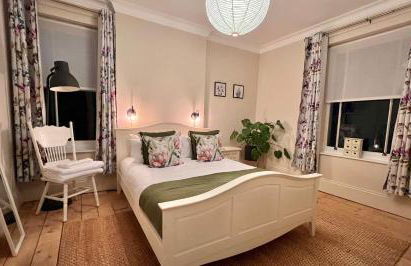 House in Appledore with Hot Tub and own parking - Foto 23