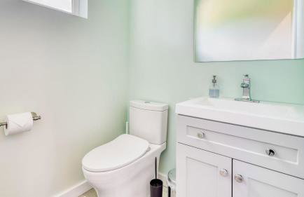 Beach Pines Bungalow by Avantstay Classic Cottage Steps to the Beach w/ Private Yard - Foto 25