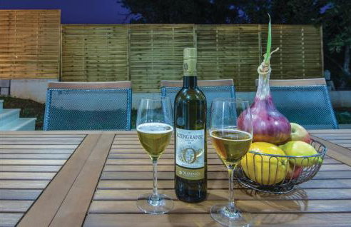 Three-Bedroom Holiday Home In Kozino - Photo 6