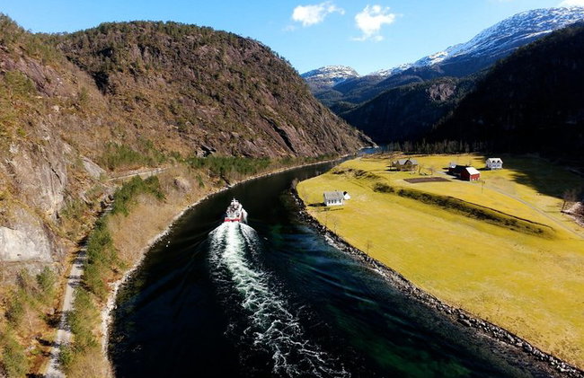 Mostraumen Fjordkreuzfahrt – von Einheimischen betrieben & geführt - Foto 8