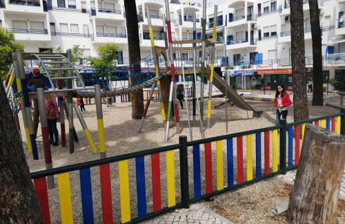 BestHomeStay- Caparica Beach Lisbon - Photo 48