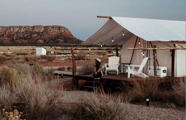 Cozy Glamping Retreat Between Zion & Bryce Canyon - Photo 1