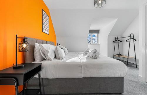 Stylish 4-Bedroom Townhouse with two large parking spaces and superfast Wi-Fi - Photo 19