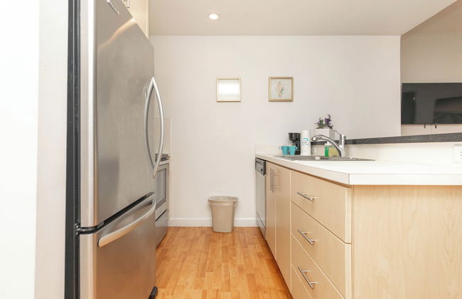 Boutique Apartments Convention Center - Photo 25