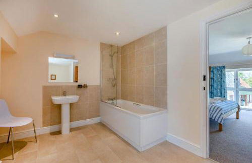 3 Bed in Burton Bradstock oc-c30570 - Photo 17