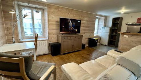 J4 Parking, Wifi Grand 2 Chambres 3 lits, jusqu'à 4 pers Réduc Semaine ou Mois, Velo - Foto 5, stove