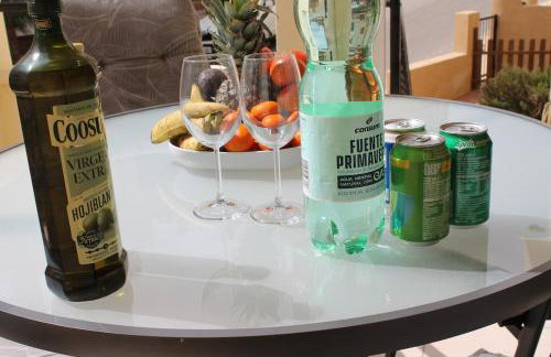 En perle med plass til voksne og familien, solfylt terrasse 5 min fra stranden - Foto 8