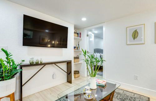 Steps from Wash Park Modern Apt, Patio and Parking - Foto 6