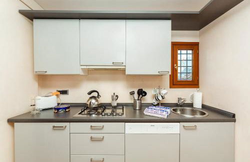 Elegant apartment with LIFT in historical 1600 Palace, a few min walk from San Marco Square - Foto 12