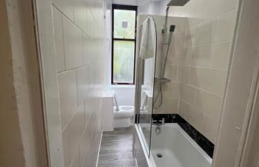 Glasgow South 2 Bedroom Apartment - Foto 11