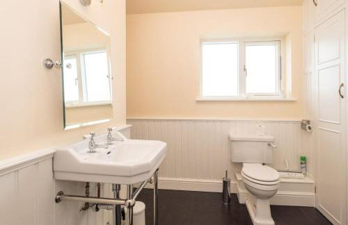 Willow House in Knodishall, Sleeps 7 - Only a short drive from Aldeburgh, Thorpeness & Snape Maltings - Managed by Aldeburgh Coastal Cottages - Foto 16