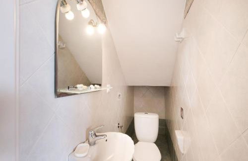 Villa by Kissakas Beach with Stunning Sea Views - Foto 25