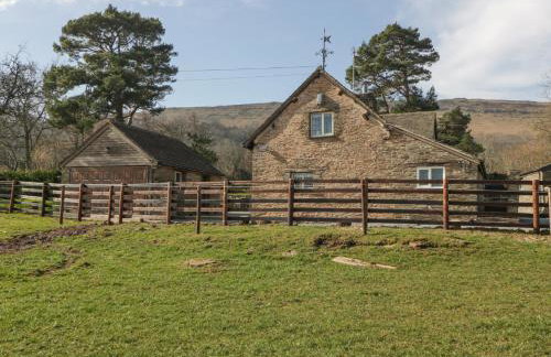 White Haywood Farmhouse - Photo 31