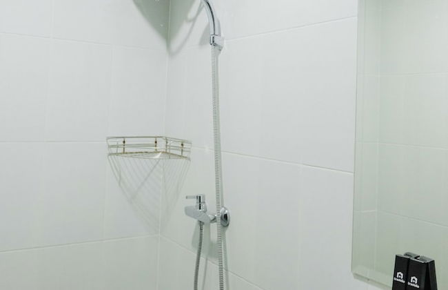 Contemporary Studio Room at Casa De Parco Apartment - Foto 15