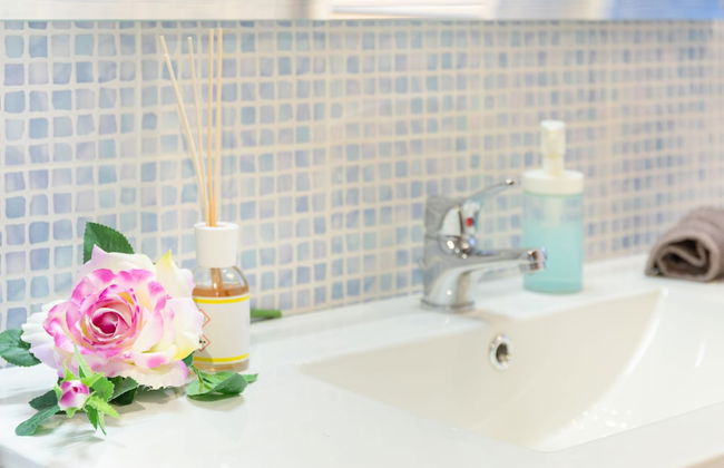 Lovely Canal View - Photo 20