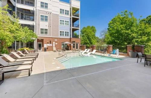 Cozy Uptown apartment with Gym and Swimming pool - Photo 33