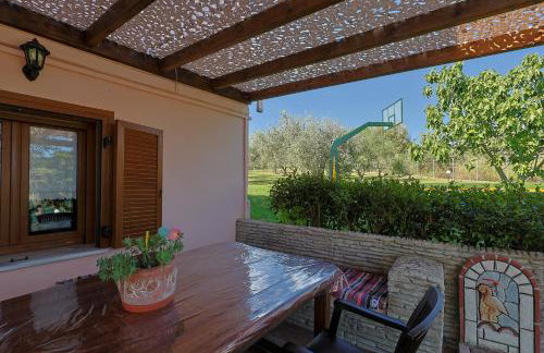 VILLA PEPONI Spacious Traditional Villa with Garden - BBQ & Private Parking - Photo 35
