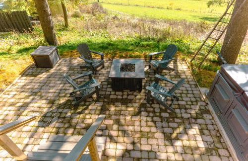 Charming Little House at Buckleberry View EV Recharge Gorgeous View Hot Tub - Foto 2