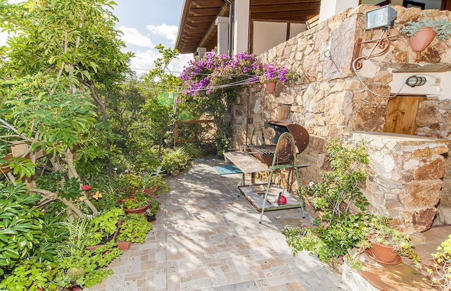 Fantastic Sardinia Casa Castas cast01 - Photo 8