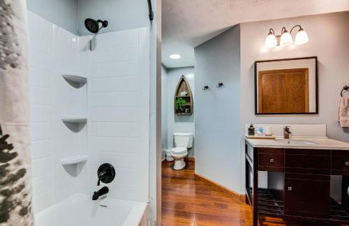 McDonough Escape with Private Hot Tub and Game Room! - Foto 24