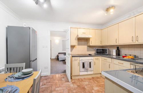 20pct OFF LONG STAYS CONTRACTORS Welcome Chantry close stay - Foto 4