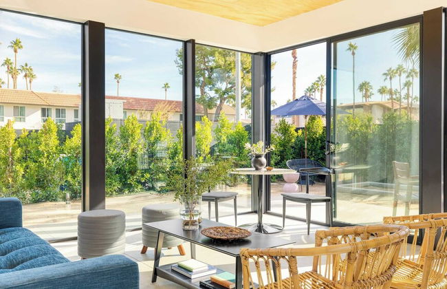 Blackhaus Suites by AvantStay – Modern Comfort in Downtown Palm Springs - Foto 27