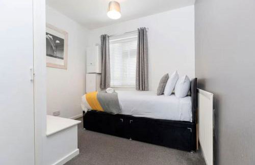 DiscountsContractorsWIFIFree ParkingSmart TV - Foto 13