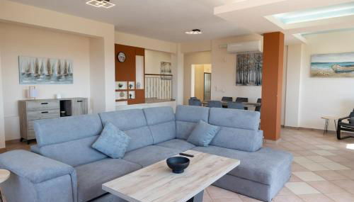 Aethra Villa - Foto 1