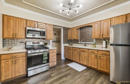 Cozy Evanston Villa with cinema and massage sofa - Foto 8