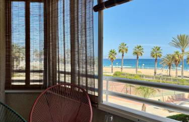 Beachfront apartment - Photo 17