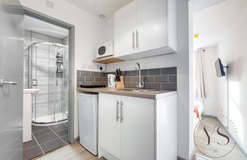 Sienna Studio 1E Near Alton Towers with Free Wi-Fi and Netflix Access - Foto 3