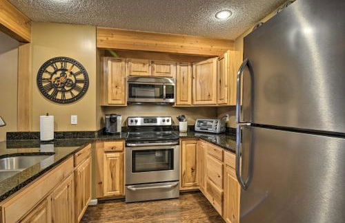 Cozy Bellaire Condo with Balcony - 3 Mi to Skiing! - Foto 14