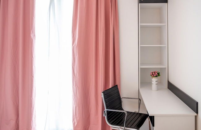 Sunny 1bdr Apartment Near Center - Foto 2