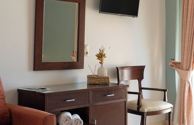Finiki Plaza - Photo 19