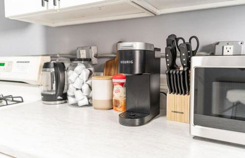 Cozy Modern Apt Close to NYC NO STEPS or Stairs - Foto 8