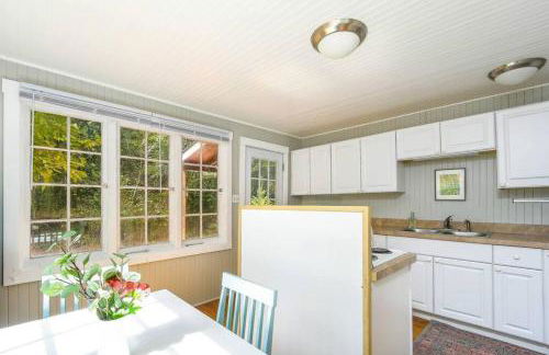 Cozy cottage among trees - close to PDX - Foto 8