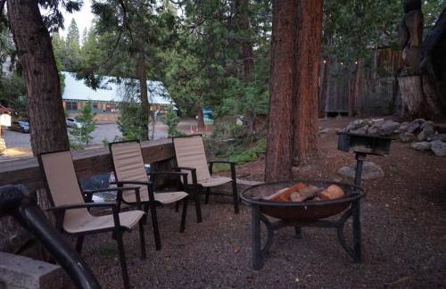 Bear Cave- Pet Friendly Suite in Shaver Lake - Foto 14