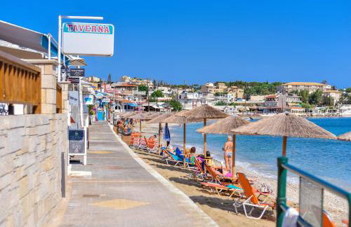 Laia Seafront Luxury Apartments - Photo 44