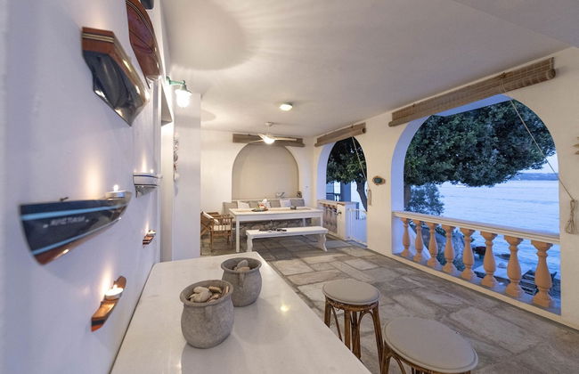 Beachfront Spetses Spectacular Fully Equipped Traditional Villa Families,groups - Photo 23