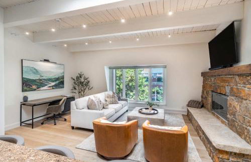 1 Block to Gondola Updated Top-Floor 2BR 2BA - Foto 9